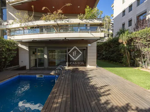 4 Bedrooms Apartment in abadessa olzet