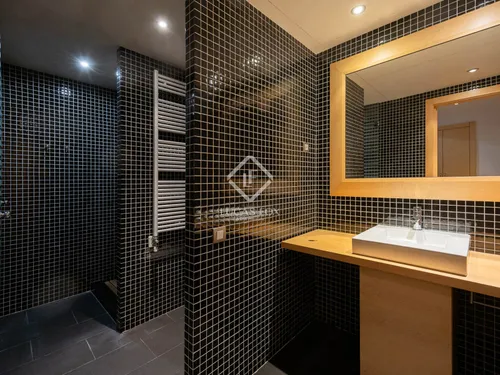 4 Bedrooms Apartment in abadessa olzet