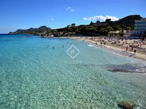 3 Bedrooms House / Villa in Carrer dels molls 07590 Cala Lliteres