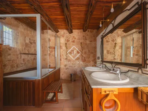 7 Bedrooms House / Villa in DS POLIGONO 7 PARCELA 11075