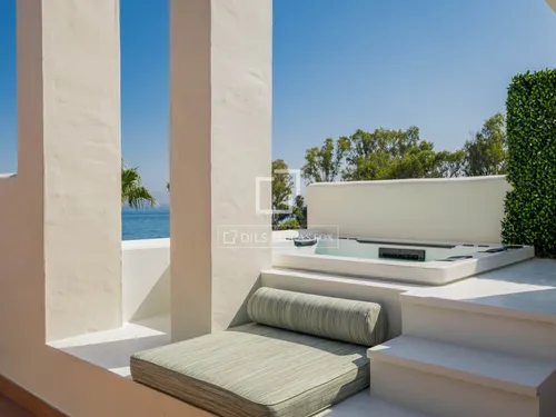 3 Bedrooms Apartment in Urb. Bahía del Velerín