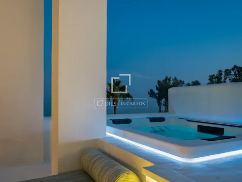 3 Bedrooms Apartment in Urb. Bahía del Velerín