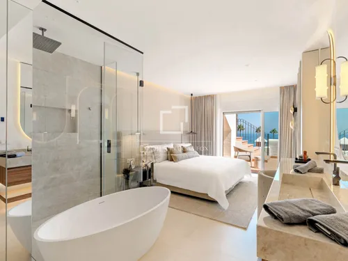 3 Bedrooms Apartment in Urb. Bahía del Velerín