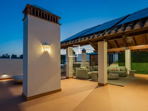 3 Bedrooms Apartment in Urb. Bahía del Velerín