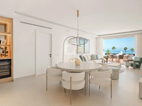 3 Bedrooms Apartment in Urb. Bahía del Velerín