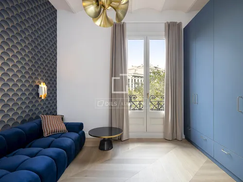 3 Bedrooms Apartment in Gran via