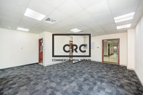 Fitted | 157 sqm I  2 Parking | 6 Partitions