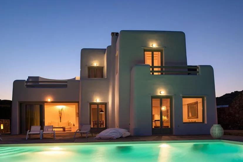 20 Bedroom Villa in Ftelias