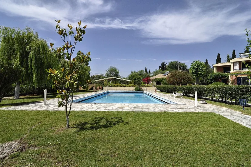 2 Bedroom Maisonette in Agios Georgios