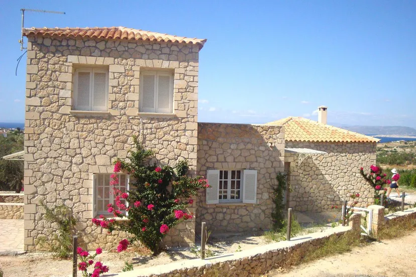 3 Bedroom Villa in Sfentouri