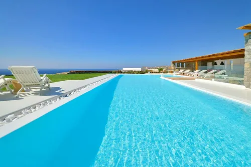 5 Bedrooms Villa in KALAFATIS