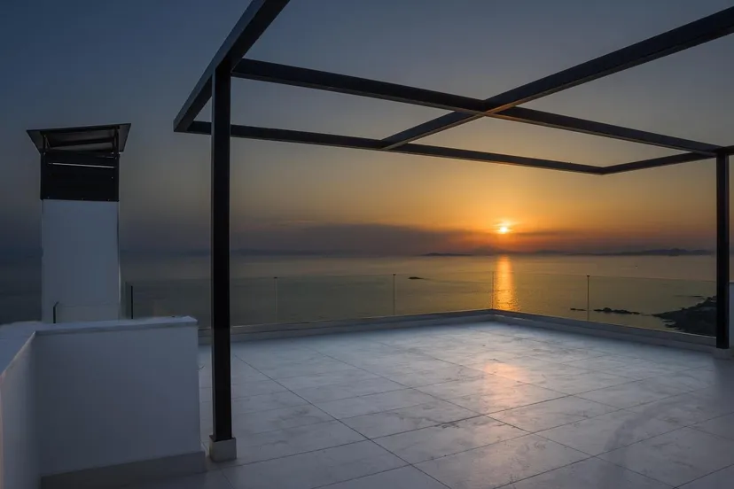 4 Bedroom Villa in Saronida