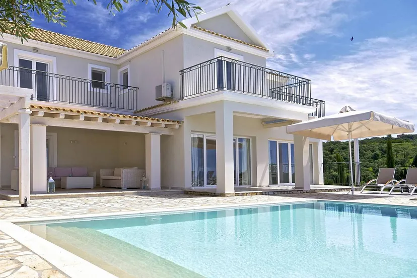 4 Bedroom Villa in Agios Georgios