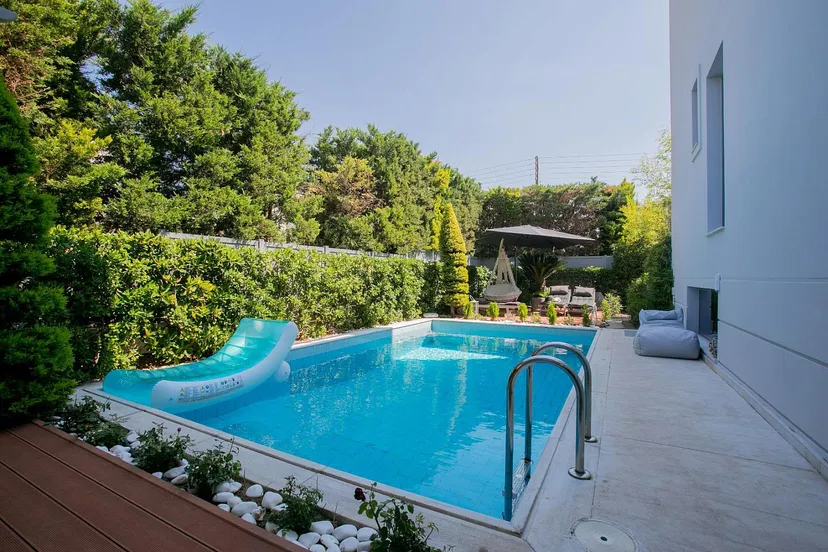 5 Bedroom Villa in Golf