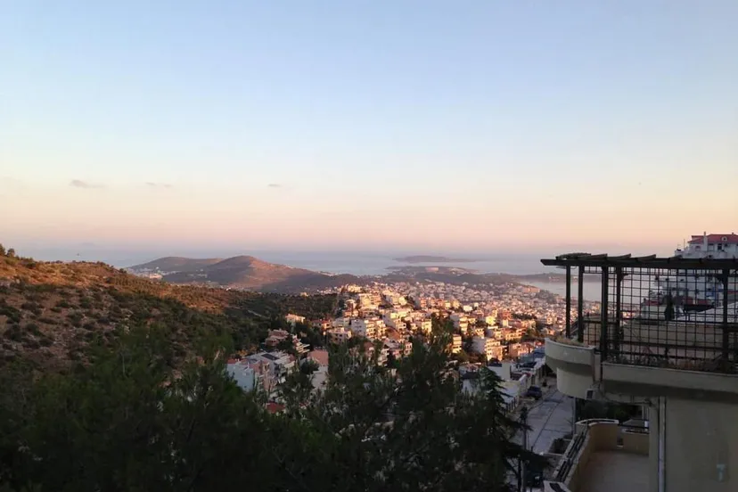 2 Bedroom Apartment in Panorama