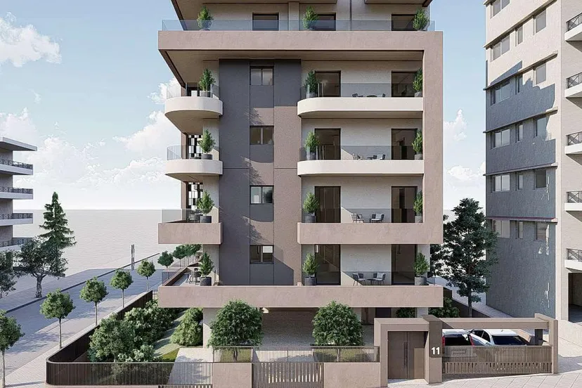 3 Bedroom Apartment in Center