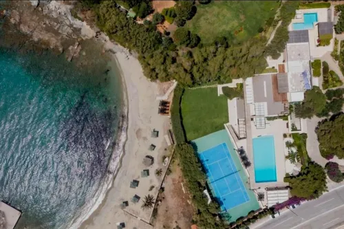 7 Bedrooms Villa in ANAVISSOS