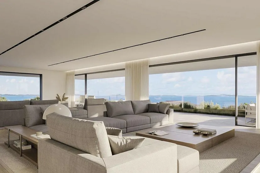 5 Bedroom Apartment in Evryali
