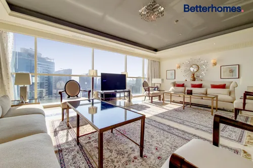 5* Hotel Penthouse |Bills Included |Top Floor