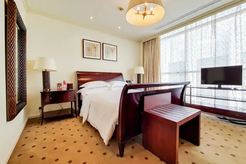 4 Bedrooms Penthouse in Grand Millennium Hotel
