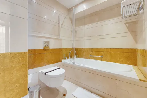 4 Bedrooms Penthouse in Grand Millennium Hotel