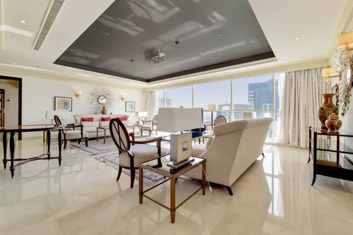 4 Bedrooms Penthouse in Grand Millennium Hotel