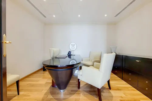 4 Bedrooms Penthouse in Grand Millennium Hotel