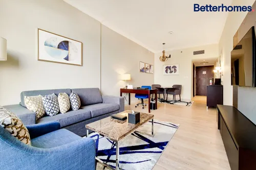 4 Cheqs |Walk to Metro|Sea View |Service Hotel