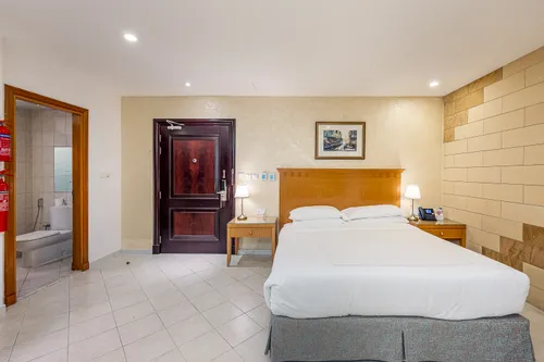 Hotel Apartment in Roda Al Murooj
