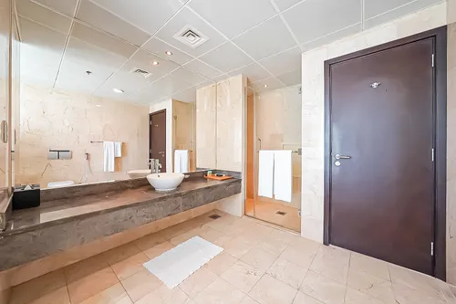 3 Bedrooms Hotel Apartment in Nassima Tower