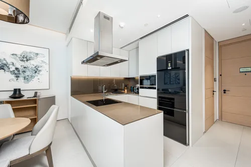 2 Bedrooms Hotel Apartment in Jumeirah Gate Tower 2