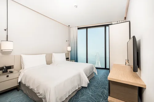 2 Bedrooms Hotel Apartment in Jumeirah Gate Tower 2