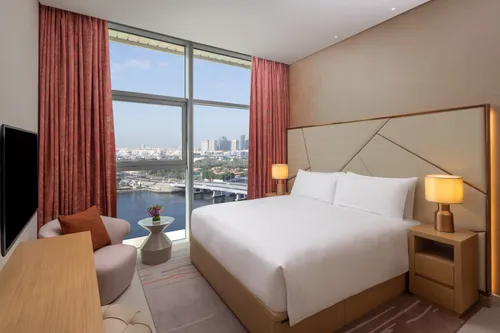 2 Bedrooms Hotel Apartment in Hilton Dubai Creek Hotel & Residences