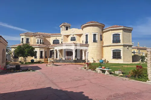Fully Furnished | Pool | Multiple Cheques