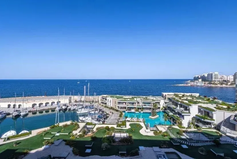 4 Bedroom Apartment in St. Julian's