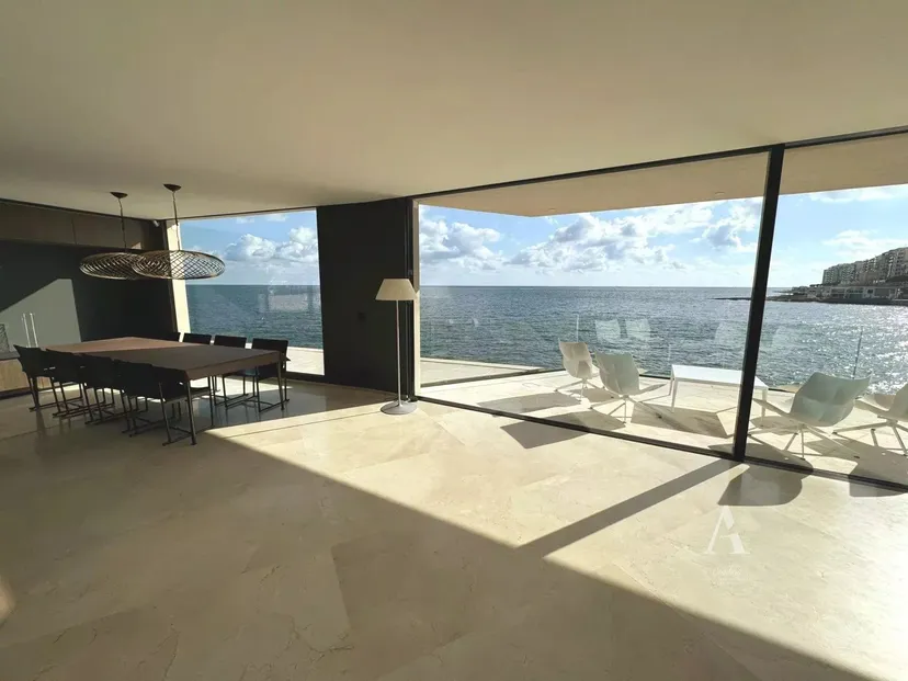 4 Bedroom Apartment in St. Julian's