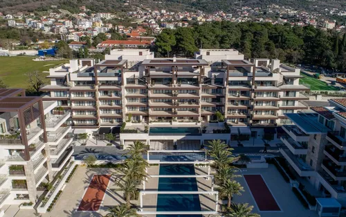 2 Bedrooms Apartment in Porto Montenegro