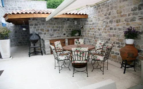 3 Bedrooms Villa in Opatovo