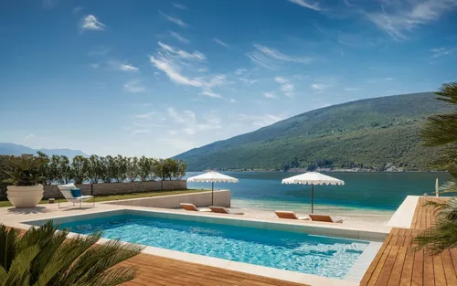 3 Bedrooms Villa in Herceg Novi