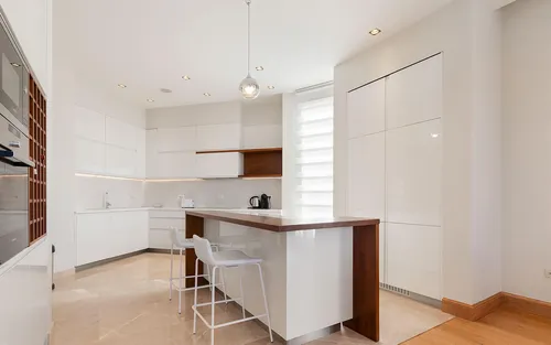 4 Bedrooms Villa in Blizikuce