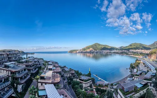 2 Bedrooms Apartment in Becici