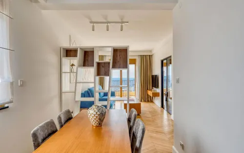 4 Bedrooms Villa in Becici