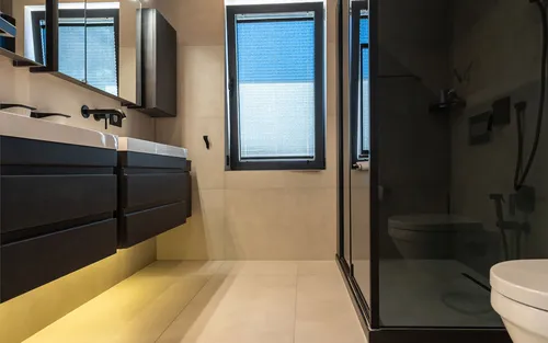 4 Bedrooms Villa in Kavac