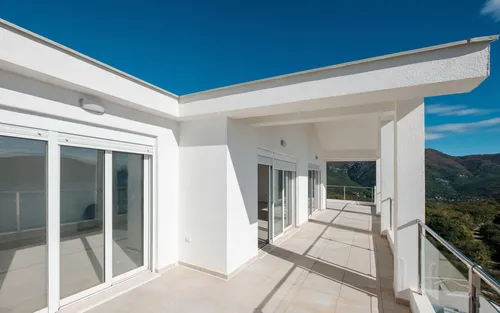 3 Bedrooms Penthouse in Herceg Novi