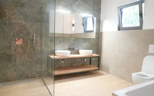 4 Bedrooms Villa in Blizikuce