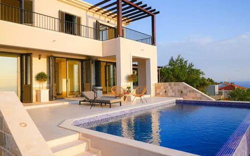 4 Bedrooms Villa in Blizikuce