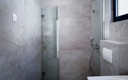 4 Bedrooms Villa in Utjeha