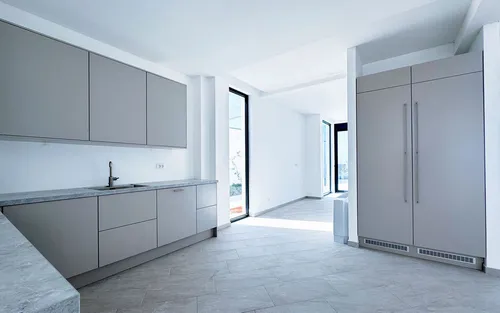 4 Bedrooms Villa in Utjeha