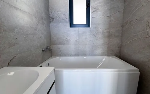 4 Bedrooms Villa in Utjeha