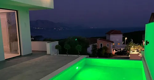 3 Bedrooms Villa in Krimovica